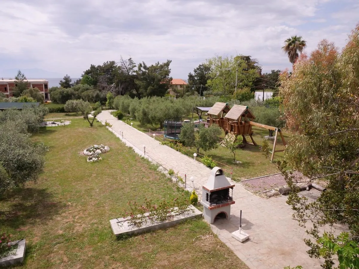 נאה פוטידאה Agios Mamas Resort 0*, נאה פוטידאה יוון