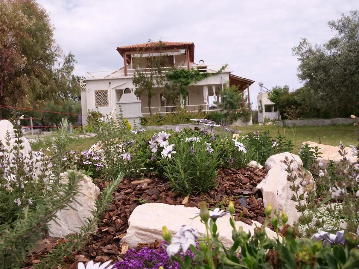 נאה פוטידאה Agios Mamas Resort