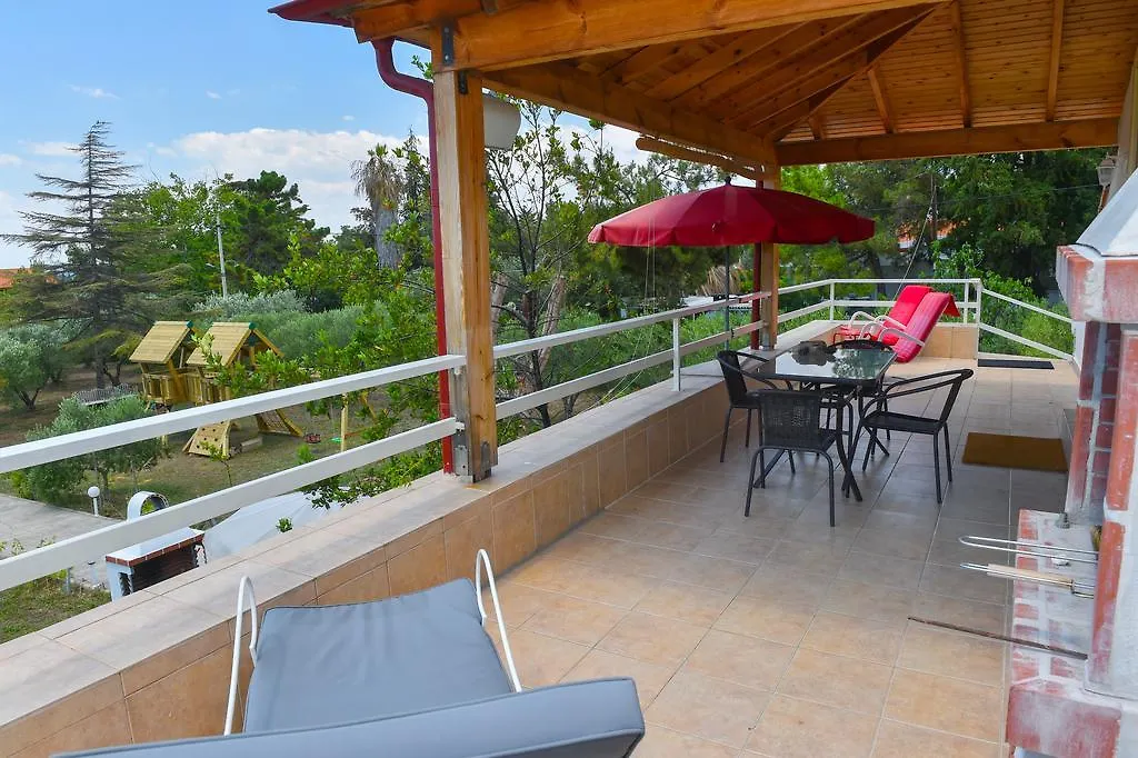 נאה פוטידאה Agios Mamas Resort יוון